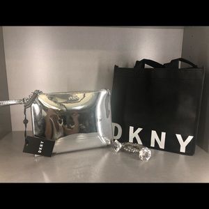 DKNY SILVER METALLIC CLUTCH
